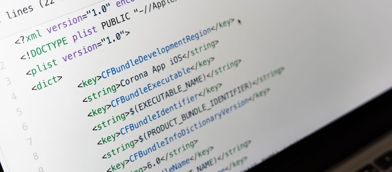 Un écran d'ordinateur affichant du code XML en gros plan.